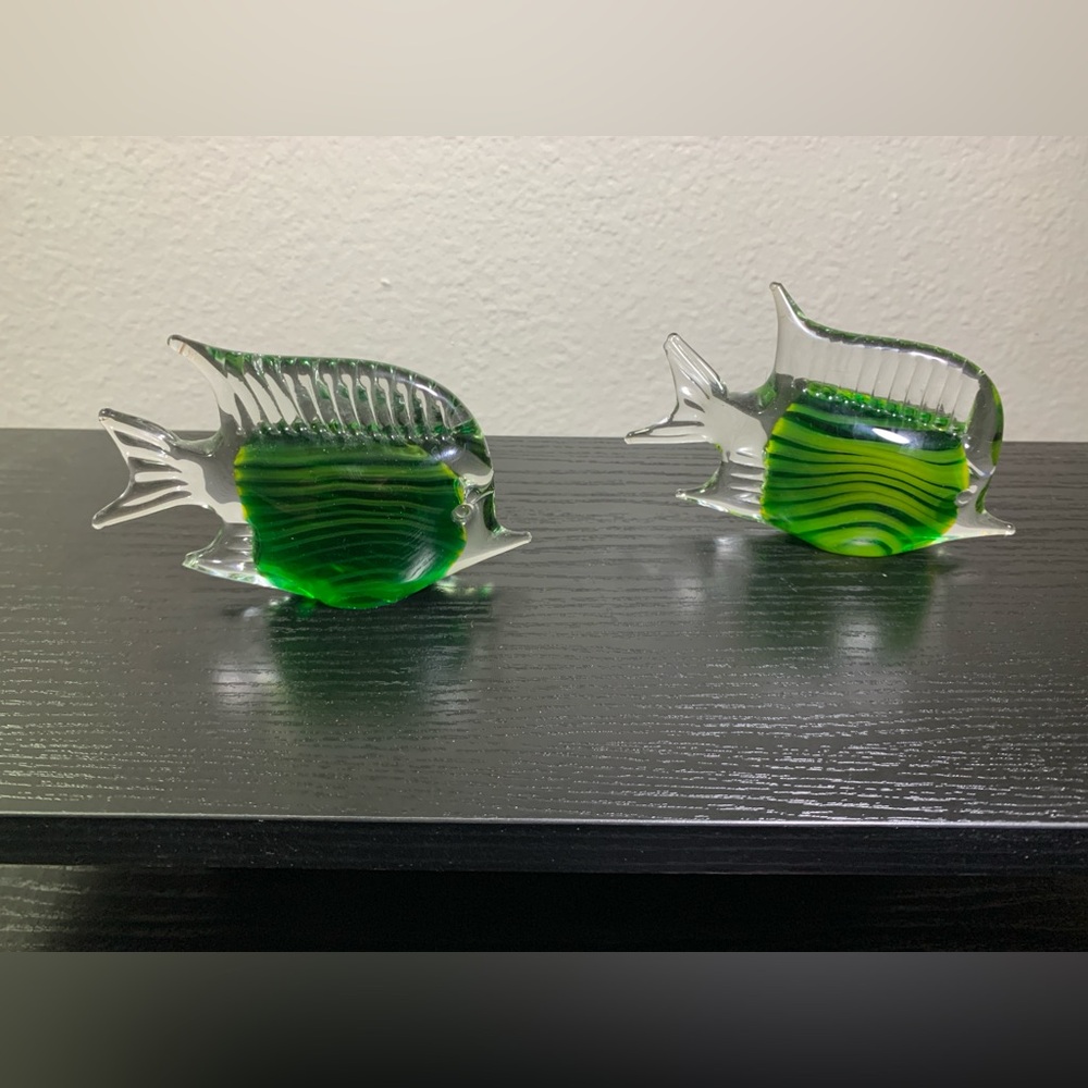Vintage handblown Art Glass Paperweight Green With Stripes 2 Fish Figurine 3x5"